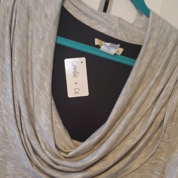 Shirt - Picture 3 of 4